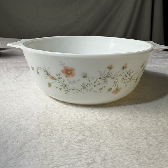 Vintage Pyrex England Spring Garden Emily Casserole Dish 1970s 9” Cottagecore - Picture 1 of 6